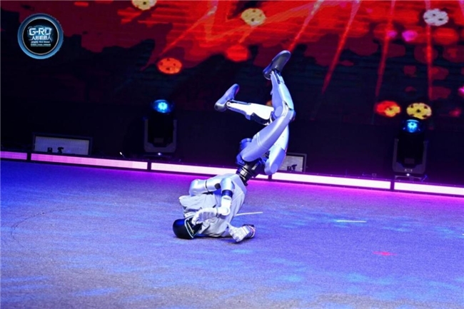 还能这么“玩”？2025首届国际人形机器人街舞邀请赛高光时刻(图5)