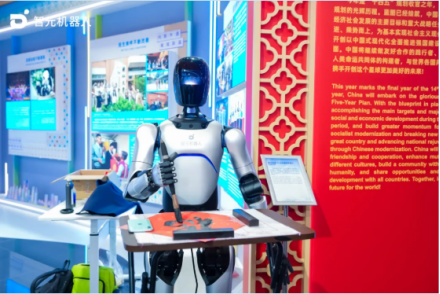 智元机器人登顶全球通用人形机器人排名TOP1，带领全行业蓬勃发展(图1)