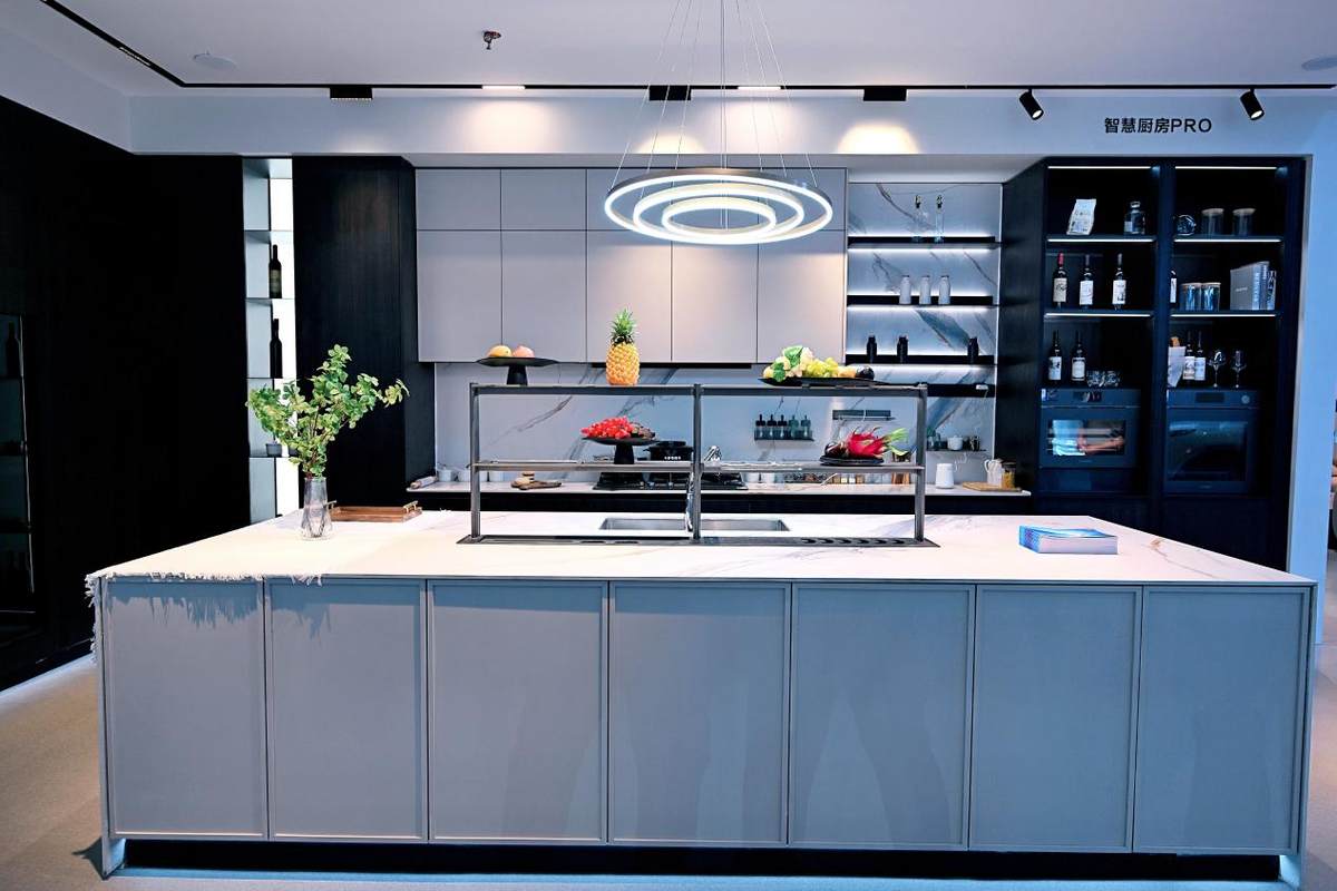 家可以智能到什么样？三翼鸟武汉智博会黑科技抢先看(图1)