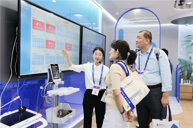 通用技术集团精彩亮相2025年中国国际信息通信展(图5)