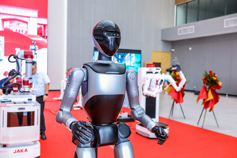 破局机器人行业“人才荒”，中侨节卡机器人产业学院这样做(图5)