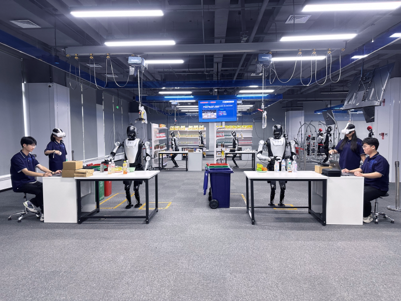 国内最大！北京落地面积破万平人形机器人训练场，年产600万+数据(图3)