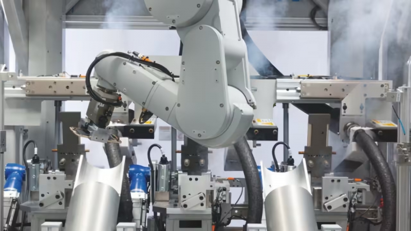 苹果强制供应商转型自动化，涉 iPhone、iPad 等主要产品线(图1)