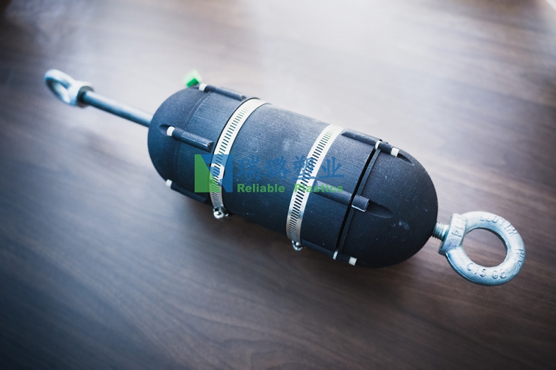 轻量化PEEK反向行星滚柱丝杠精密注塑解决方案(图3)