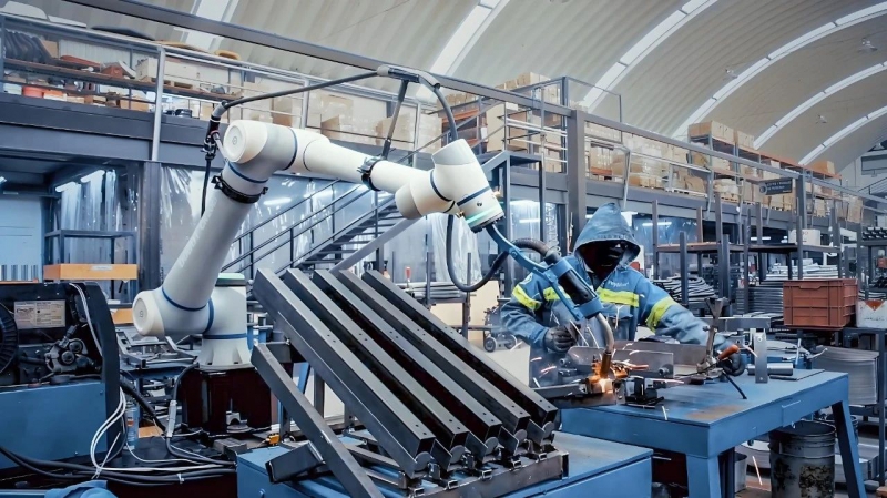 越疆科技注重研发实用性——机器人手巧脚稳(图1) 越疆科技注重研发实用性——机器人手巧脚稳(图1)