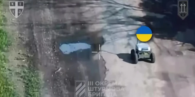 “史上首次”,乌称俄军向机器人部队投降(图1) “史上首次”,乌称俄军向机器人部队投降(图1)