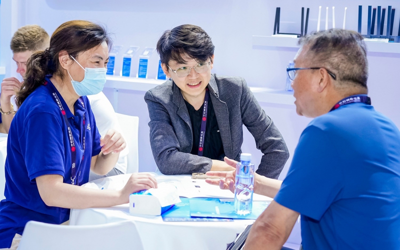 2025MWC | 途鸽科技发布全球eSIM IoT解决方案,助力中国IoT企业扬帆全球(图4) 2025MWC | 途鸽科技发布全球eSIM IoT解决方案,助力中国IoT企业扬帆全球(图4)