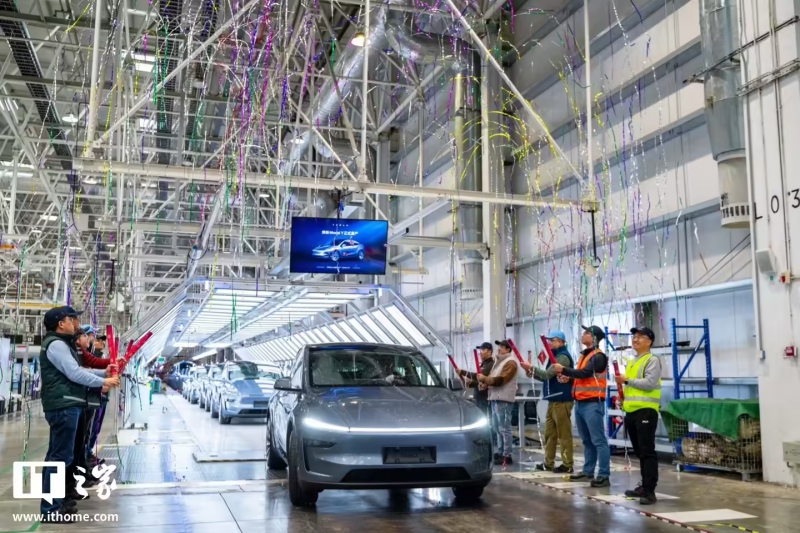 特斯拉上海超级工厂 4 月出口 Model 3 / Y 近 3 万辆,创近一年新高(图1) 特斯拉上海超级工厂 4 月出口 Model 3 / Y 近 3 万辆,创近一年新高(图1)