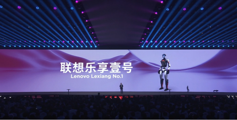 联想首位人形机器人“硅基员工”,亮相(图1) 联想首位人形机器人“硅基员工”,亮相(图1)