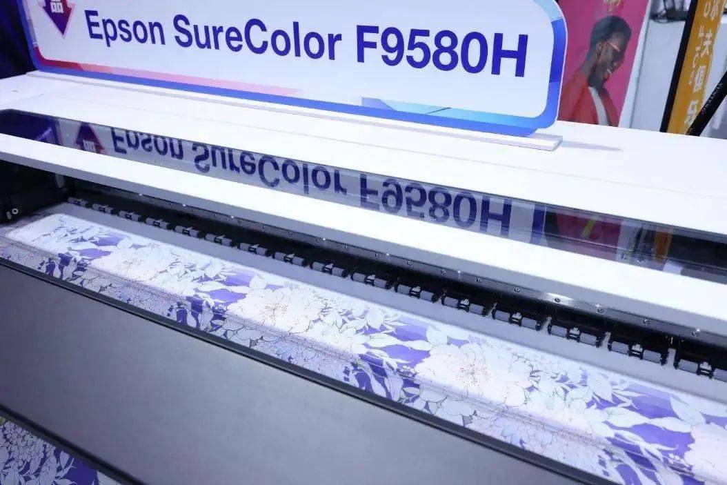 爱普生微压电打印技术创新，全场景布局重塑广告行业价值链条(图5)