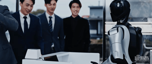 智元机器人发布通用基座大模型GO-1,新人形机器人即将亮相! 智元机器人发布通用基座大模型GO-1,新人形机器人即将亮相!(图1)