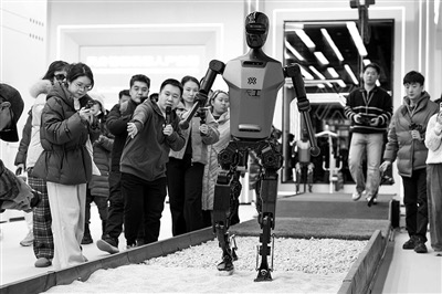 人形机器人离我们的生活还有多远(图1)