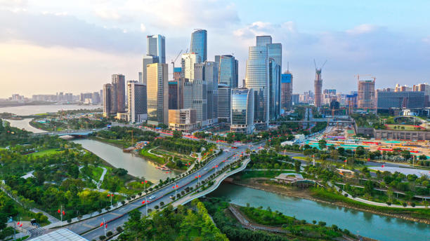 两会热话题｜宇树之后，下一个“刷屏”机器人会诞生在深圳吗？(图3)