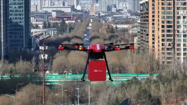 最快飞行时速 98 公里,京东物流发布 JDX20“京鹊”无人机(图1) 最快飞行时速 98 公里,京东物流发布 JDX20“京鹊”无人机(图1)