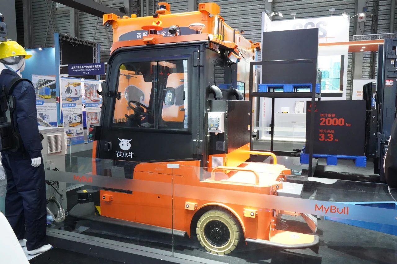 圆满收官CeMAT | 铁木牛以机器人产品与技术推动数智化变革 引领物流搬运新生态(图5)