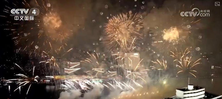 机器人乐队、AI兔爷、“AI”与“雅宋” 科技点亮燃动中国年(图7)