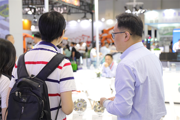 博银谐波亮相IARS机器人展，谐波减速器系列产品引关注(图4)