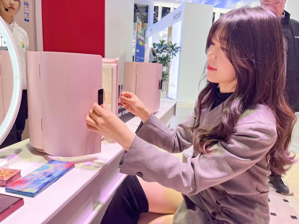 爱电竞、爱美妆、爱露营？AWE：年轻人爱的生活尽在Leader(图2)