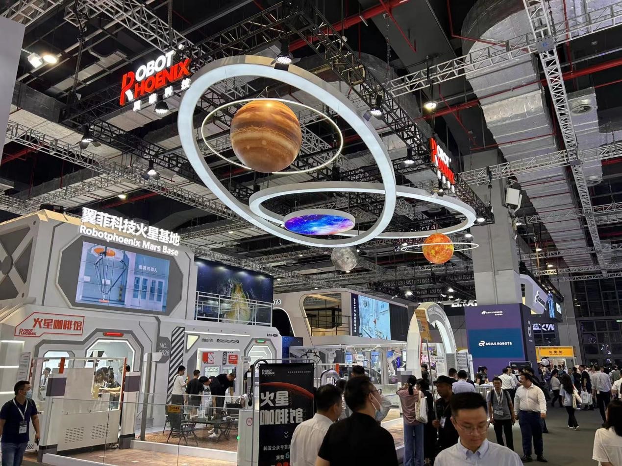 采访专录 | 翼菲机器人闪耀工博会,引领智能制造新浪潮(图3) 采访专录 | 翼菲机器人闪耀工博会,引领智能制造新浪潮(图3)