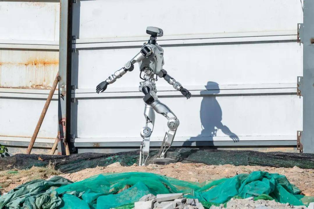 14亿元！2026年人形机器人最大融资来了(图2)