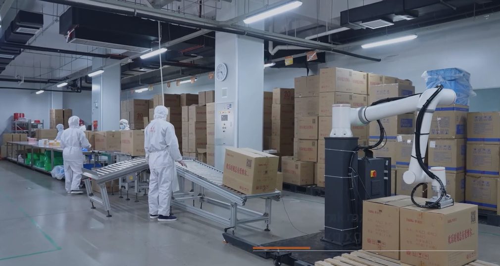 使用Fairino FR30协作机器人的面包工厂码垛解决方案